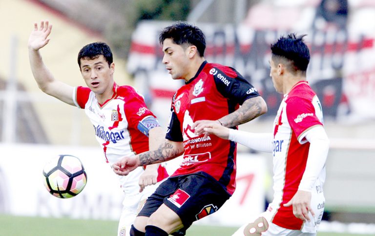 El curi a la cancha en el Calvo y Bascuñán