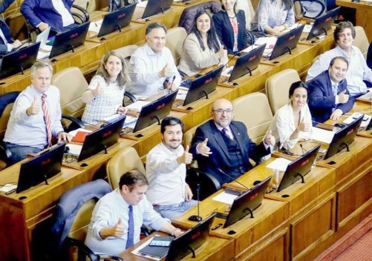 Diputado Rey valoró suspensión de la evaluación docente y prueba Simce