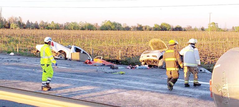 Una persona fallecida dejó choque múltiple en Villa Alegre