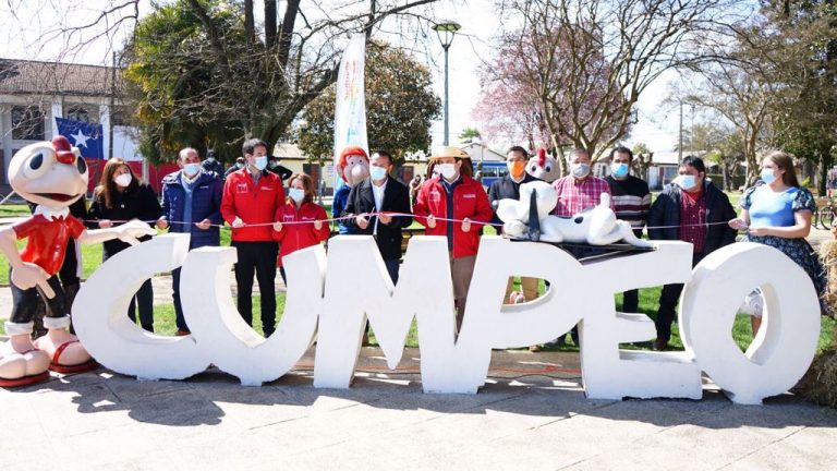 Inauguran mejoramiento de la  Plaza de Cumpeo en Río Claro