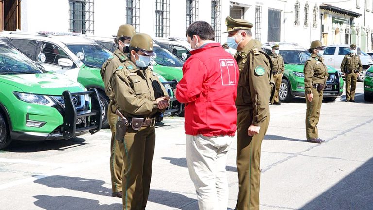 Trece nuevos vehículos policiales recibieron Carabineros del Maule