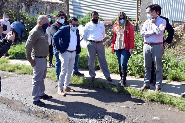 Seremi de Obras Públicas tomó nota de los problemas viales en Sagrada Familia