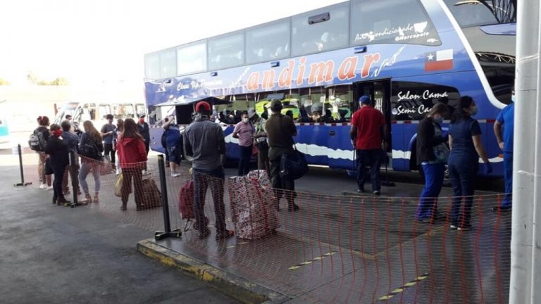 Contagiado con variante  Delta viajó en bus a Curicó