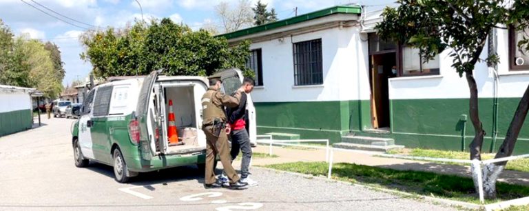Menor de edad asaltó un local comercial