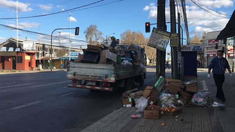 Municipio de Talca mantiene plan de emergencia para recolectar la basura
