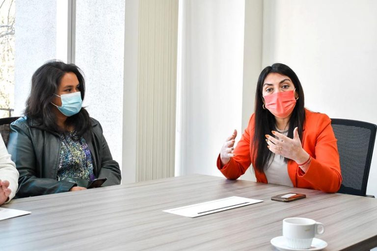 Vecinos de barrio Seminario denuncian carreras clandestinas de autos en Talca