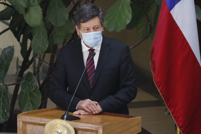 Valoran despacho de proyecto que sube multas por usar celular al volante