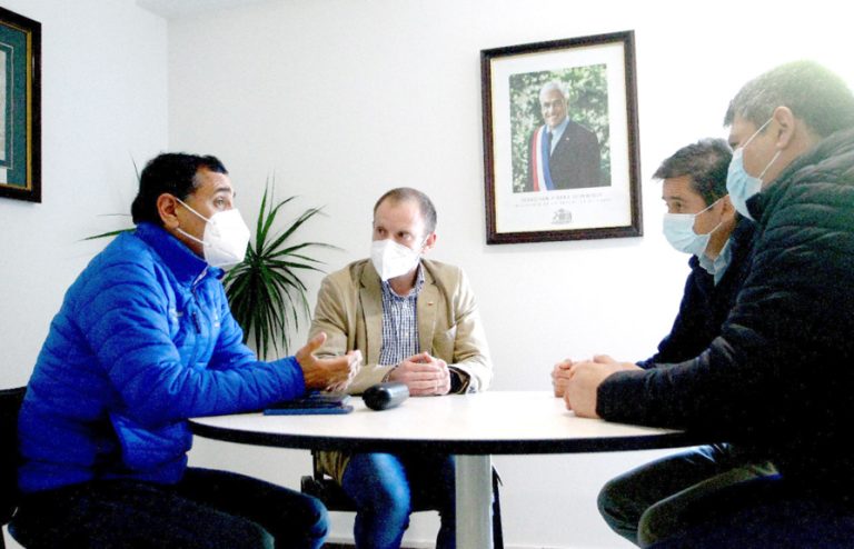 Acuerdan tareas para acelerar la  entrega del nuevo Hospital de Curicó