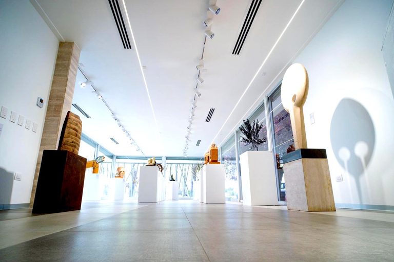 Universidad de Talca cuenta con una nueva sala artística