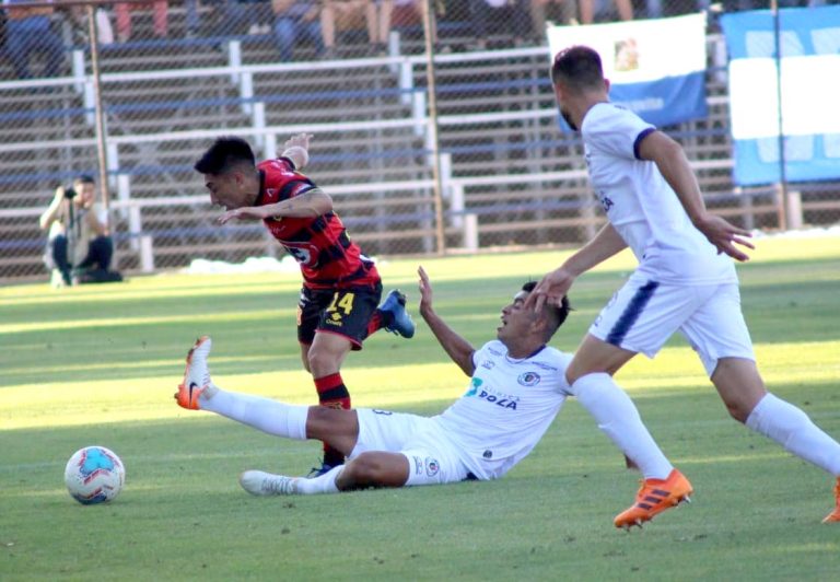 Rangers visita hoy a Santa Cruz