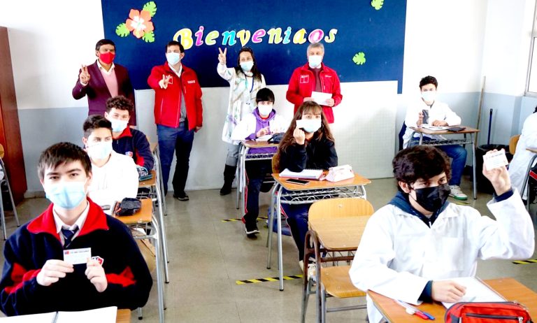 Con un 34% de cobertura el Maule lidera a nivel nacional vacunación de escolares