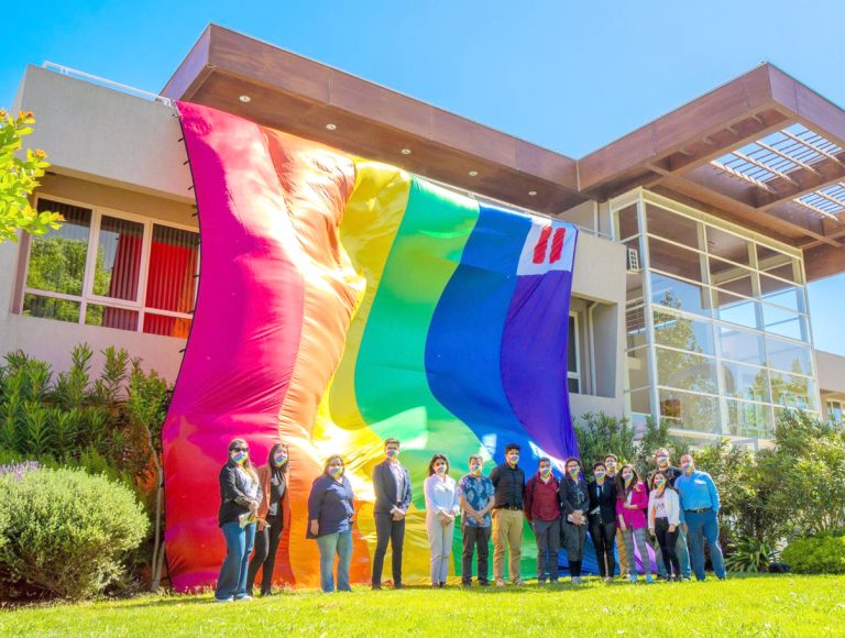 Universidad de Talca se une a “banderazo” por  la diversidad impulsado por Fundación Iguales