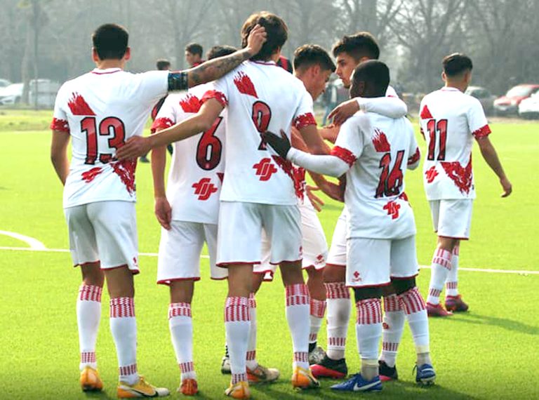 Juveniles albirrojos eliminados en Temuco