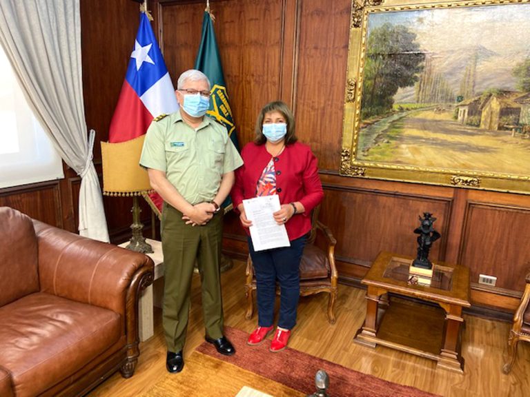 Alcaldesa solicita mayor dotación de  Carabineros y nuevos carros policiales