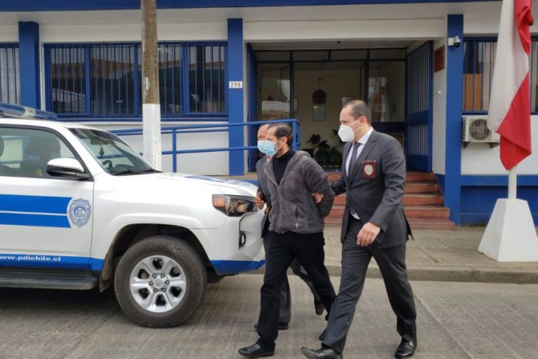 Detienen en Cauquenes a hombre de 47 años por almacenamiento de material pornográfico infantil