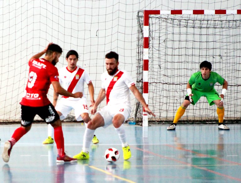 Electrizante 5 a 5 en el clásico del futsal