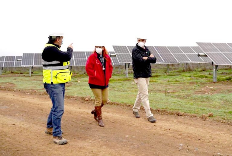 Destacan matriz energética renovable que caracteriza a la Región del Maule