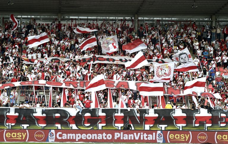Se juega con hinchas y las entradas están a la venta