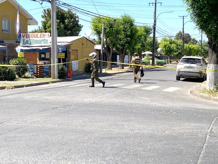 Bolsos sospechosos movilizaron al GOPE de Carabineros