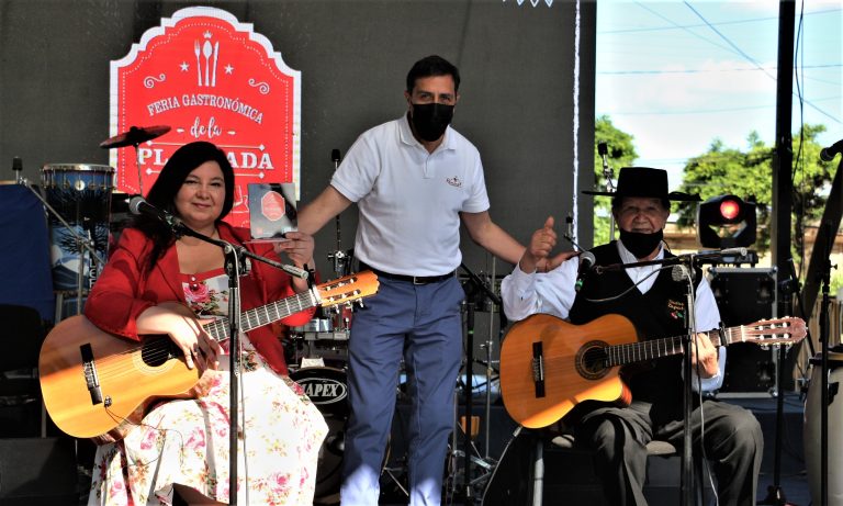 Romeral realiza exitosa Feria Gastronómica de la Plateada