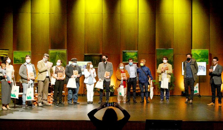 Con entrevista al sociólogo Tomás Moulián culminó la Feria del Libro de Curicó 2021