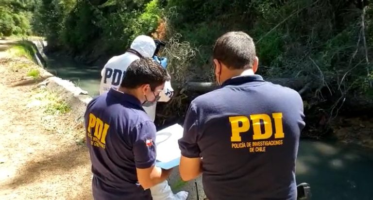 PDI investiga hallazgo de cuerpo de una mujer en canal de regadío
