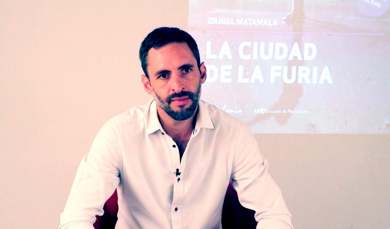 Daniel Matamala estará en el lanzamiento de la Feria del Libro de Curicó