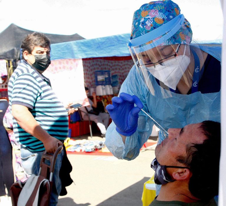 Hoy jueves equipos de Salud Municipal realizarán exámenes PCR a comerciantes