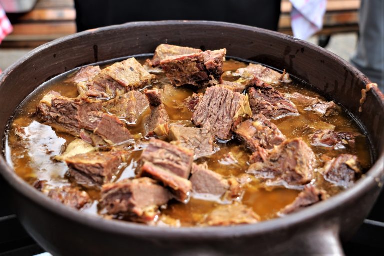 Romeral celebra su aniversario y revive Feria Gastronómica de Las Plateadas