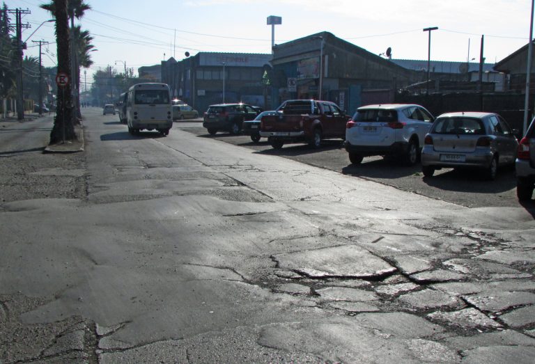 Proyecto para reparar calle Maipú será abordado por el CORE la próxima semana