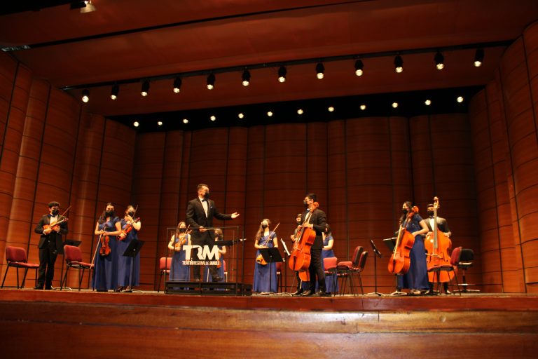 Después de casi dos años las orquestas sinfónicas juveniles del Maule se reunieron en el escenario