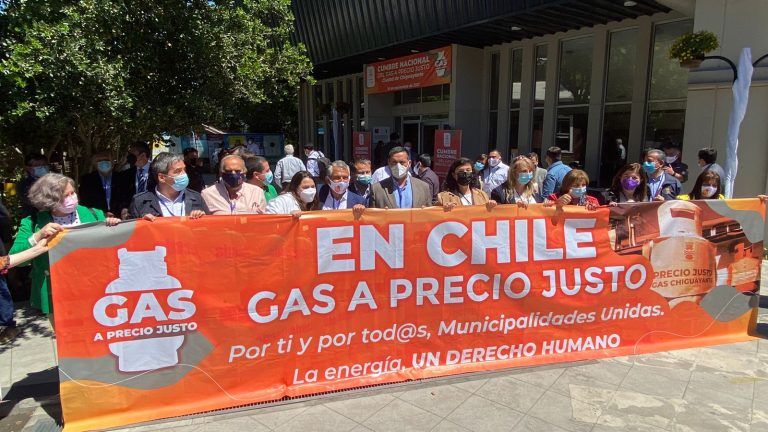 Alcaldes crean la Asociación Nacional de Municipalidades por el gas “a precio justo”