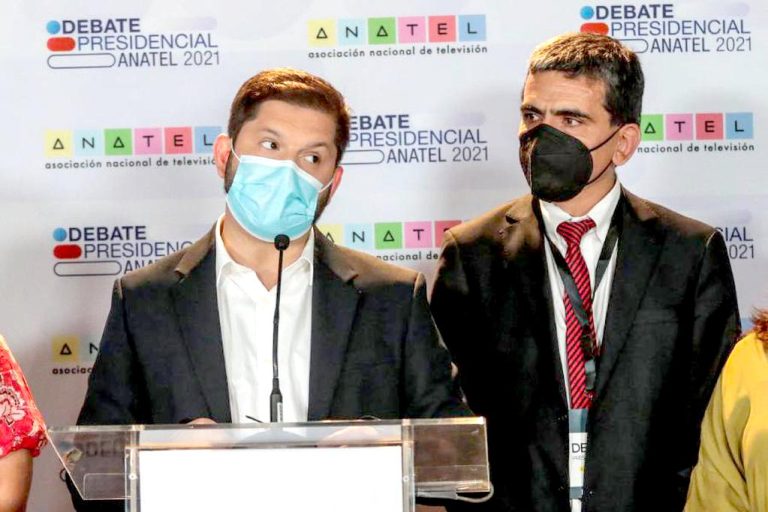 Abogado y exfiscal, Carlos Gajardo, explica su respaldo a la candidatura de Gabriel Boric: “Me pareció que no era un momento para ser neutral”