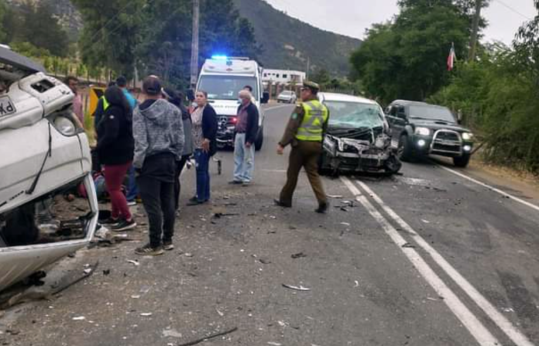 Una persona fallecida y dos  Heridas dejó choque frontal
