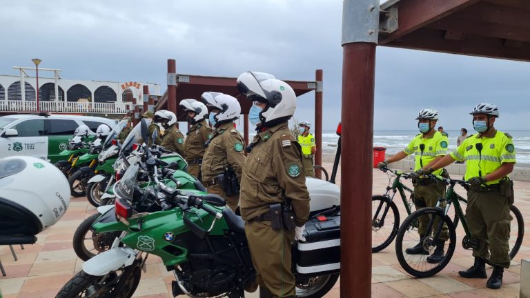 Carabineros dispuso servicios preventivos en la costa curicana