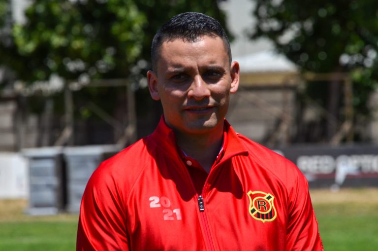 Felipe Cornejo es presentado en sociedad como DT de Rangers