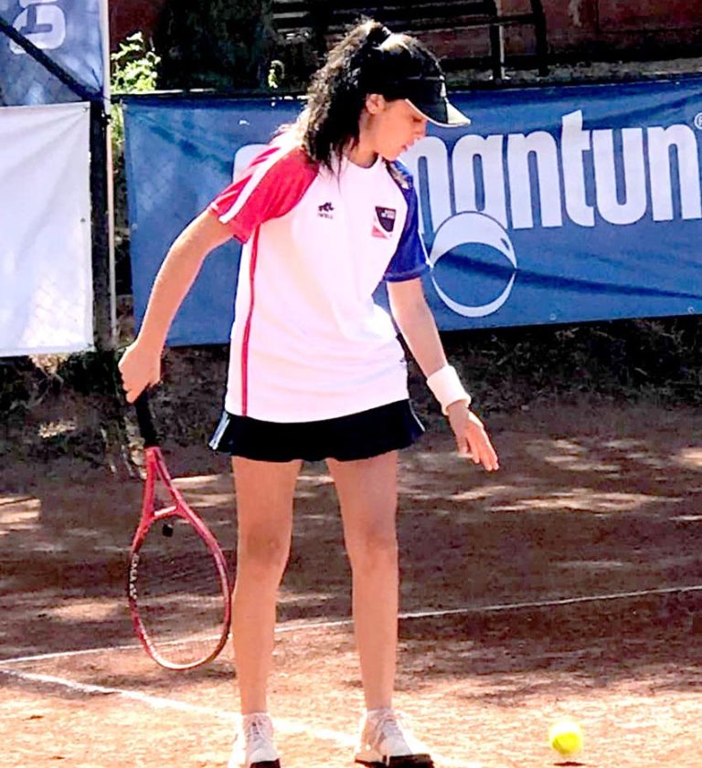 Tenista curicana tercera de Chile