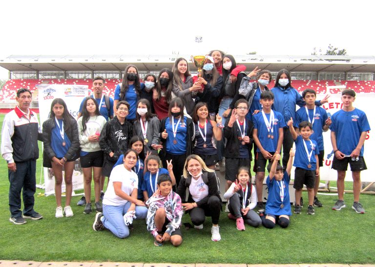 Atlético Liceo alzó la copa en exitoso Torneo de Clausura