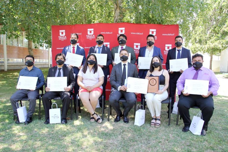 Ingenieros Civiles Mecatrónicos recibieron sus títulos