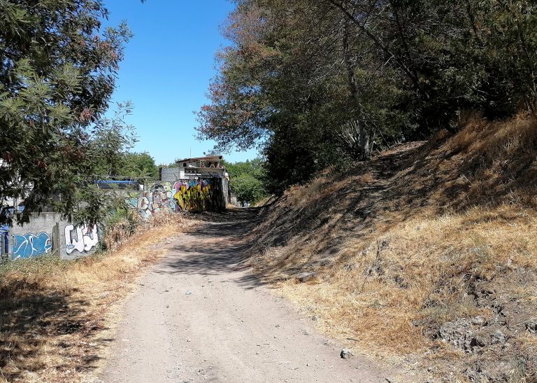 Recalcan necesidad de impulsar vía que una el centro con nuevo hospital