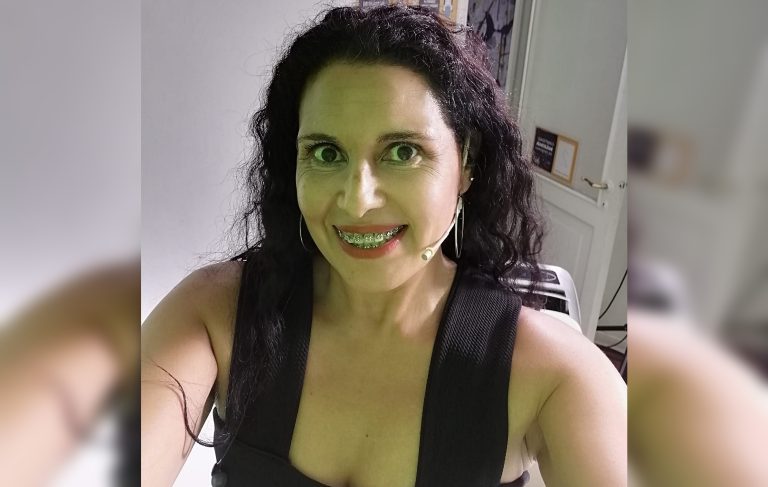 Entregan balance de campaña para ayudar a comunicadora