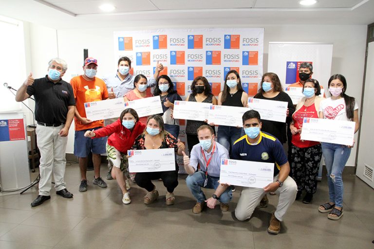 Entregaron recursos a organizaciones sociales de la provincia de Curicó