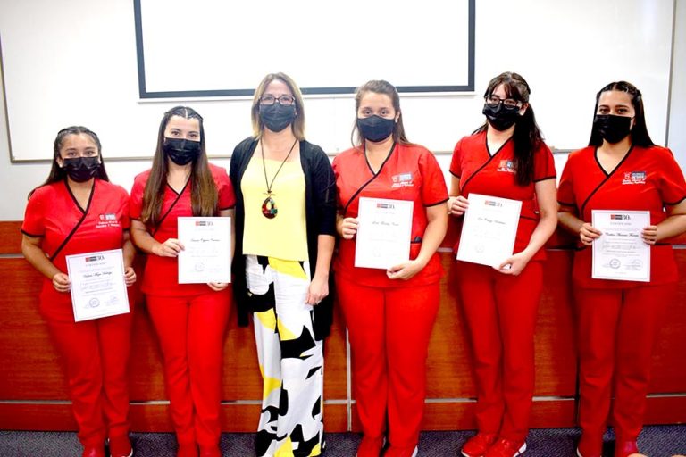 Obstetricia y Puericultura de la U. Autónoma consolida programa de formación de monitores en lactancia materna