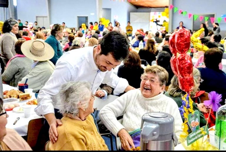 Diputado Hugo Rey valora unánime respaldo que recibió proyecto para entregar una Pensión Garantizada Universal