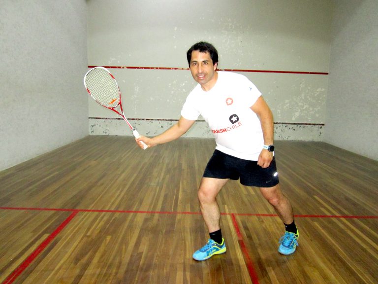 Curicano Álvaro Soto logró título nacional en el Squash