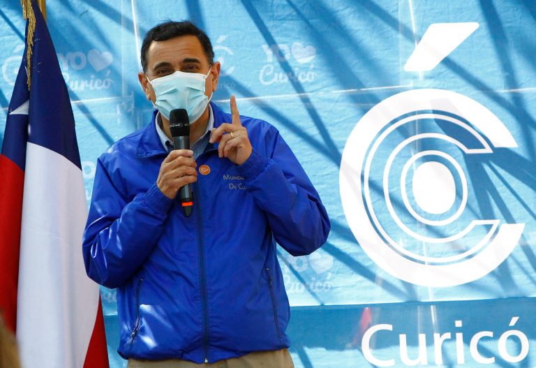 Alcalde evaluó situación sanitaria de Curicó durante las últimas semanas