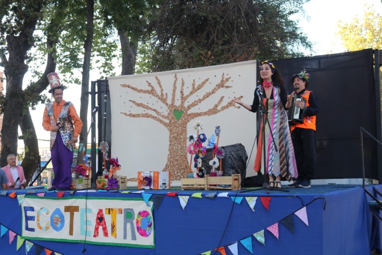 Familias disfrutaron obra teatral en el marco del Día Mundial de la Educación Ambiental