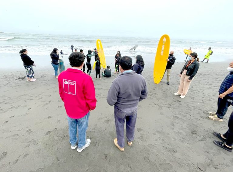 Con masiva intervención preventiva Senda Maule inició actividades de verano en el litoral de Licantén