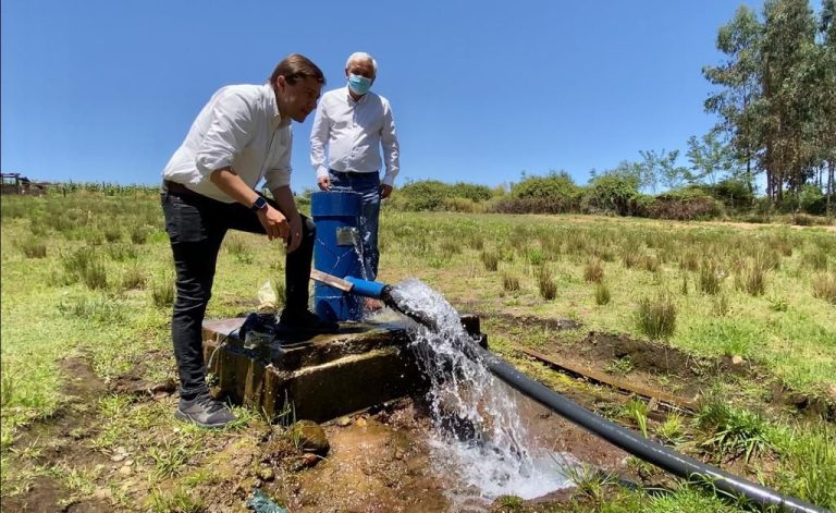 Cores denuncian insólito “derroche” de agua en sector rural de San Rafael