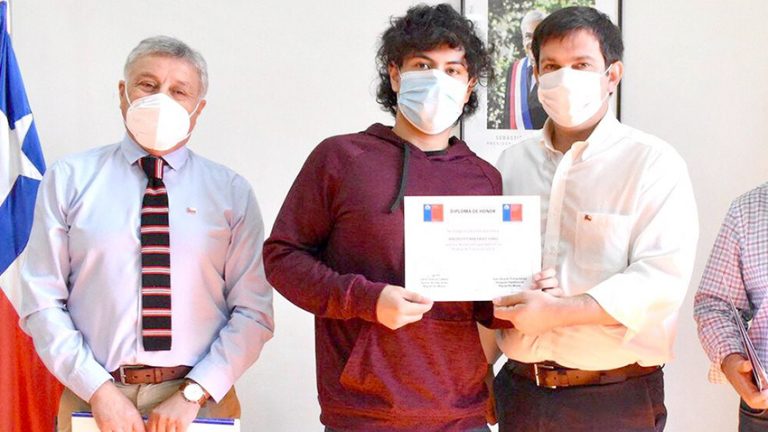 Liceos Bicentenario del Maule lideraron puntajes de establecimientos públicos